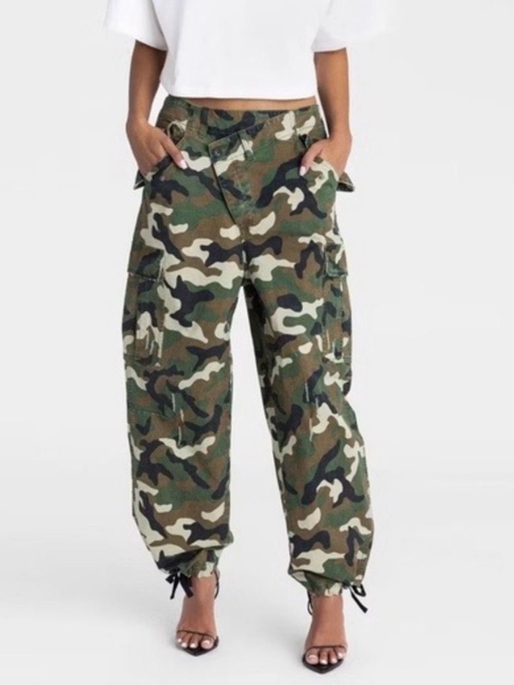 KBB KAHLANA Target The Cargo Camo Pants Sz LRG